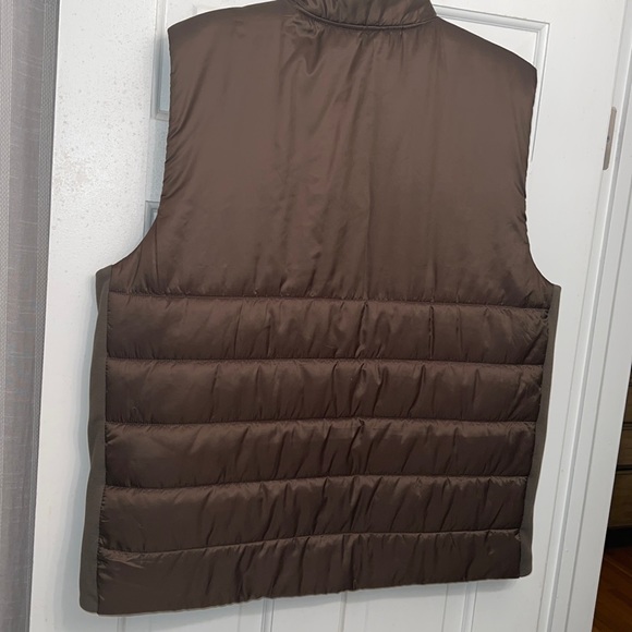 NWT Men’s FLX Active Quilted Vest - Picture 6 of 6